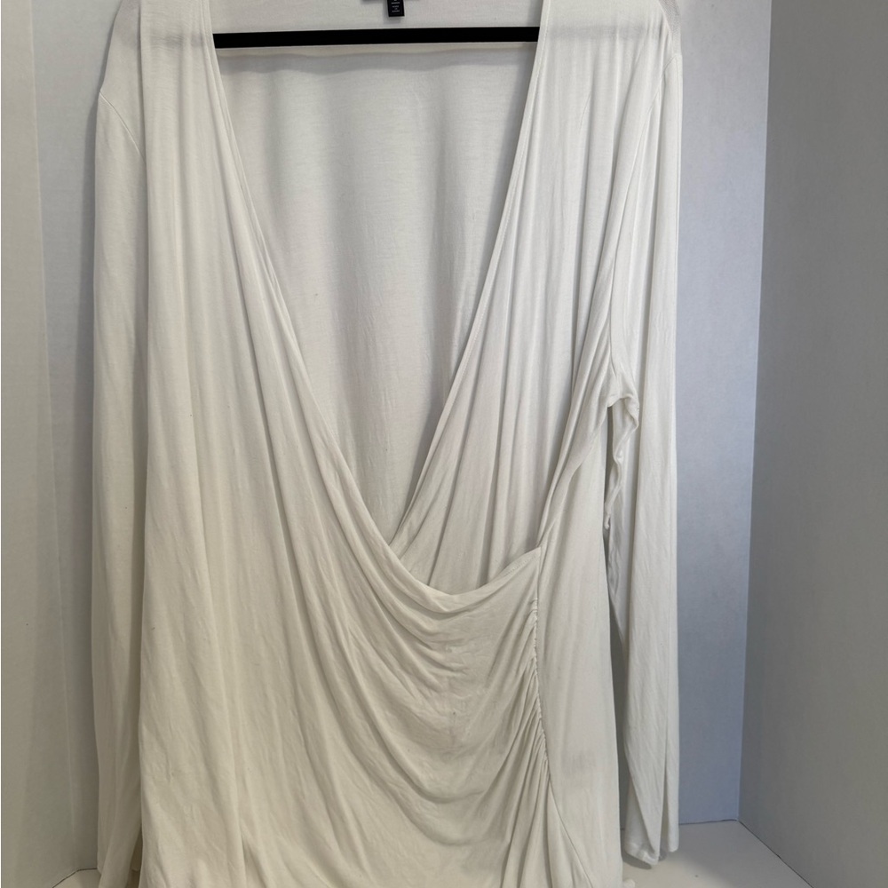 Universal Standard Liquid Jersey Long Sleeve Top in White - Picture 2 of 5